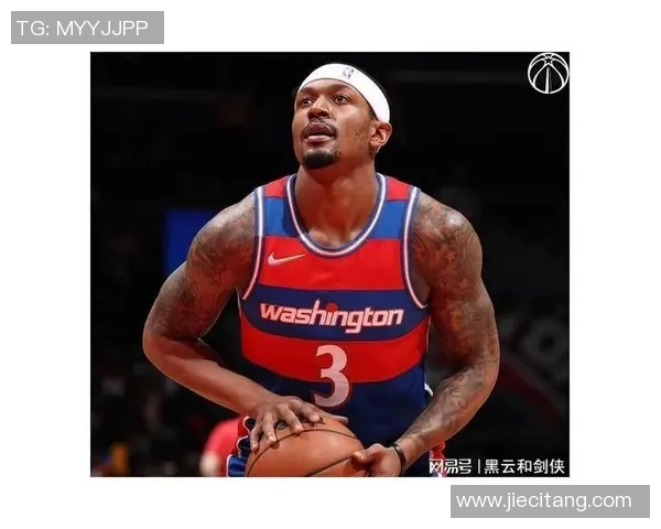 运动明星比尔髋部骨折赛季报销，洛杉矶快船队面临高额保险费用难题