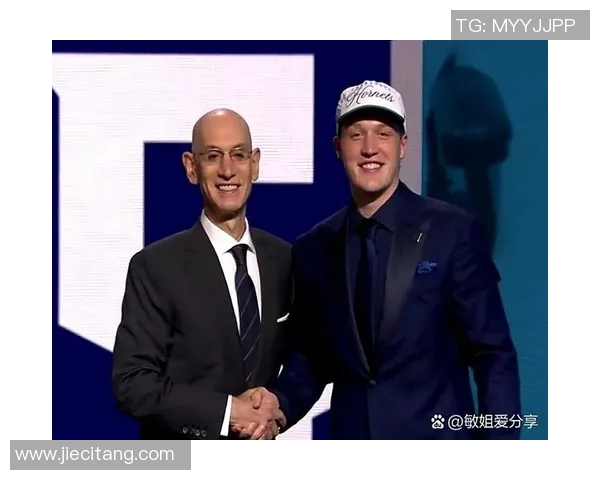 NBA新秀榜单：克努佩尔蝉联榜首，黄蜂队新秀卡尔克布伦纳跃居第四